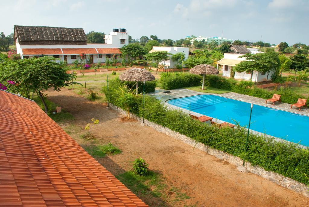 Hotel The Mountain Retreat Tiruvannāmalai Esterno foto